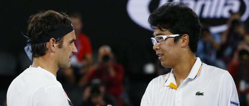 Handshake nach nur 62 Minuten: Für Chung Hyeon endet der Lauf in Melbourne mit Blasen an den Füßen.