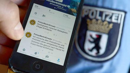 Zwölf Stunden lang twittert die Polizei Berlin ihre Einsätze live.