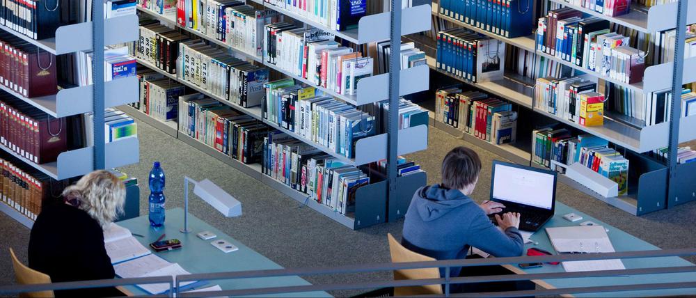 Universitäts-Bibliothek Greifswald (Mecklenburg-Vorpommern): Bafög-Empfänger erhalten ab 2016 höhere Sätze.