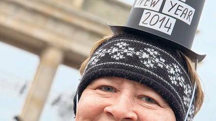 Das Jahr beginnt lustig. Mit Hut läuft es sich noch mal so gut. Foto: dpa