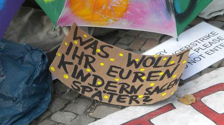 Am Samstagabend brachen die Flüchtlinge den Hungerstreik ab.