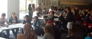 Gut besucht war der Speed-Dating-Tag des PW-Leistungskurses der Bröndby-Oberschule in Steglitz-Zehlendorf.