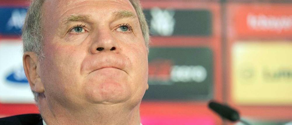 Selbst angezeigt. Uli Hoeneß muss mit einer Anklage rechnen, kann aber auf ein mildes Urteil hoffen.