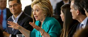 Wer hat Vorrang: Fisch oder Farmer? Hillary Clinton beim Wahlkampfauftritt in Los Angeles. 