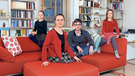 Wieviel Zeit verbringen Berlinerinnen mit ihren Kindern? Und was tut der Mann?