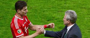 Mario Gomez verabschiedet sich mit zwei Treffern im Pokalfinale aus München.