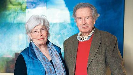 Christina und Thomas Bausch (75) sind glücklich, dass sie helfen können.