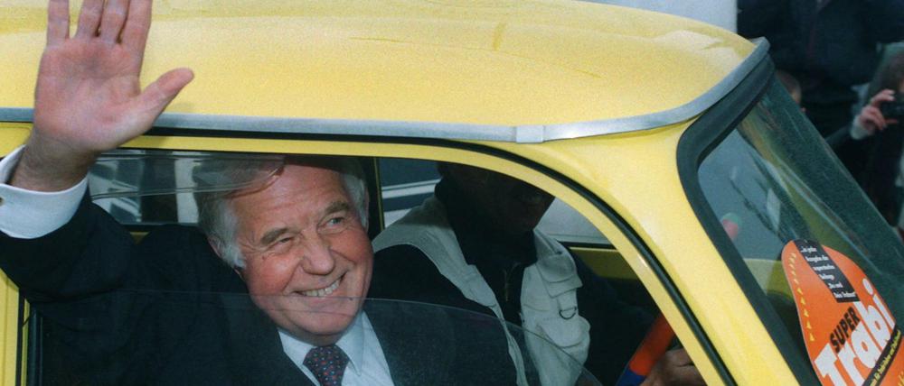 Der sächsische Ministerpräsident Kurt Biedenkopf (CDU) am 3. Oktober 1998 in Dresden .