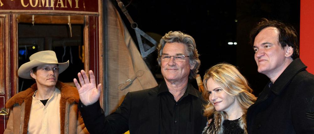 Die US-Schauspieler Kurt Russell und Jennifer Jason Leigh sowie US-Regisseur Quentin Tarantino kommen am 26.01.2016 in Berlin zur Deutschlandpremiere des Films «The Hateful 8» in den Zoo Palast.