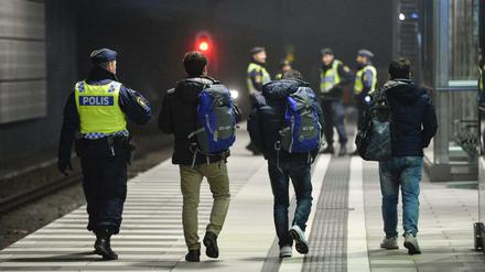 Nach Schweden hat nun auch Finnland angekündigt zehntausende Flüchtlinge abzuschieben.