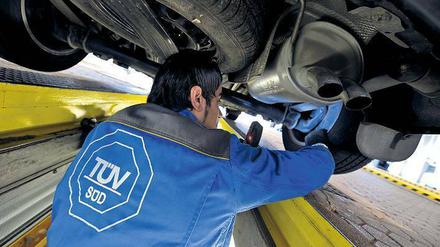 Technische Überwachung. Umwelt- und Verbraucherverbände bemängeln, dass technische Dienste wie der Tüv sowie die behördlichen Kontrolleure versagt haben. 