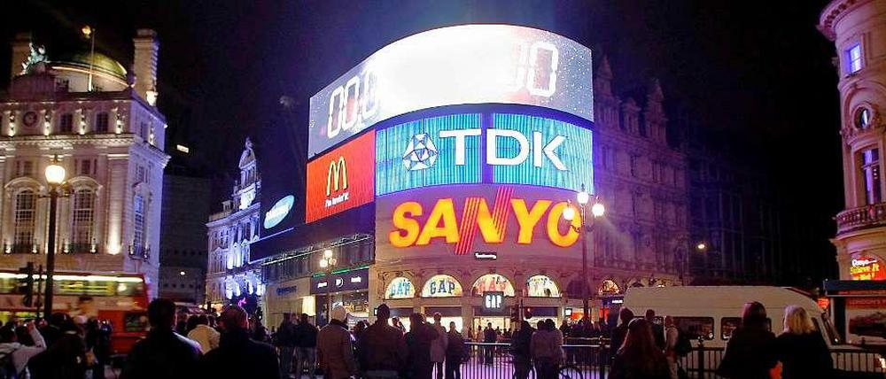 Analoges Geblinke: Was am Piccadilly Circus in London als Attraktion gilt, macht im Internet Ärger.