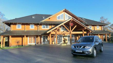 Rund statt eckig, fein statt grob: Die dritte Generation des Nissan X-Trail ist kaum wiederzuerkennen. Aus dem ehemals rustikalen Geländewagen ist ein Lifestyle-SUV geworden.