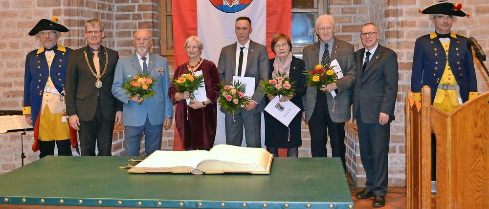 Auf der Zitadelle wurden die fünf Spandauer geehrt.