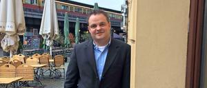 Patric Neeser, Wirt vom Weihenstephaner am Hackeschen Markt, will mit seinen Mitstreitern in Zehlendorf die Bezirkspolitik künftig mitbestimmen.