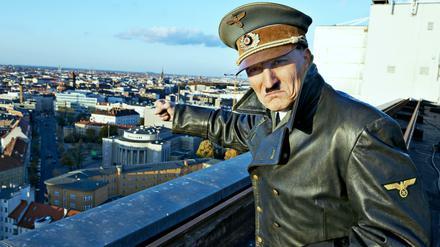 Oliver Masucci als Hitler im Film «Er ist wieder da». Hitler fasziniert noch immer. Allerdings hatte er nur ein Ei.