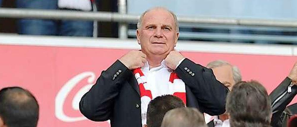Uli Hoeneß ist lässig, er hat Sorry gesagt, das wars für ihn.