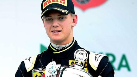 Pokalsammler: Mick Schumacher feierte einen grandiosen Einstieg in die ADAC Formel 4.