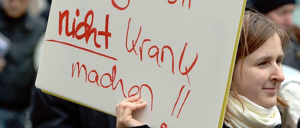 Nicht mehr Lohn, sondern mehr Personal fordern die Pflegekräfte der Charité (hier ein Bild eines früheren Warnstreiks).