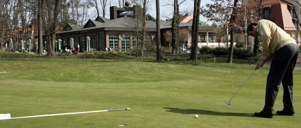Noch ein paar Jahre Idylle sind garantiert. Erst im Jahr 2022 würde der Ryder-Cup vor dem Klubhaus des Sportingclubs Berlin in Bad Saarow stattfinden. 