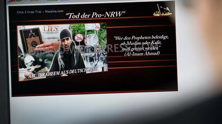 Mordaufruf im Internet. Im Jahr 2012 verfasste Yassin Chouka unter seinem Kampfnamen Abu Ibraheem dieses Hetzpamphlet gegen Mitglieder der rechtsextremen Partei Pro NRW.