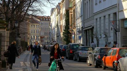 Die Berliner Sophienstraße, Sitz des Berenberg Verlags.