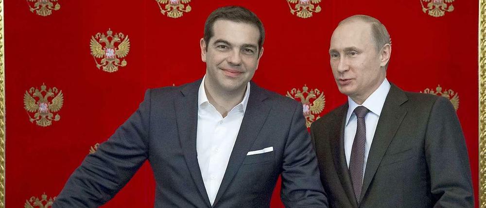 Der griechische Premier Tsipras und Russlands Präsident Wladimir Putin sollen den Milliarden-Deal eingefädelt haben.