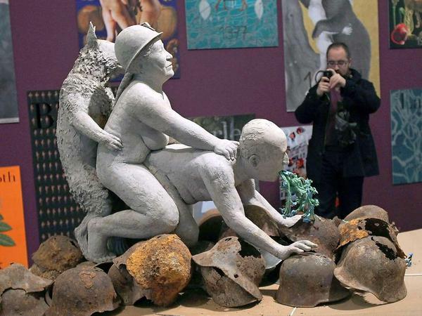 Skulptur zeigt Ex-König Juan Carlos beim Analverkehr mit einer Gewerkschafterin.