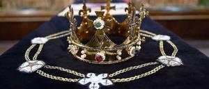 Der Sarg von Richard III mit Krone.