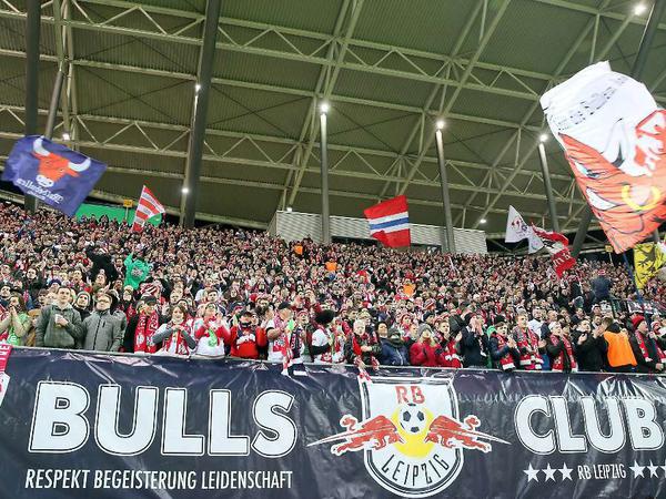 Fans von Rasenballsport Leipzig.