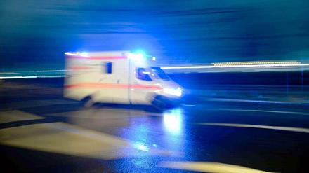 Ein Rettungswagen im Einsatz. (Symbolbild)