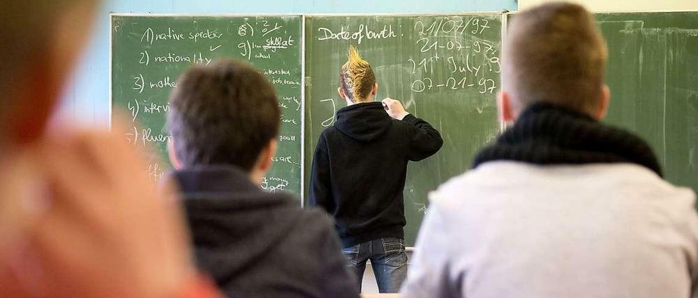 Gute Leser - schlechte Leser. Beides gibt es unter Jungen und Mädchen. Aber in der Gruppe der 15-Jährigen Jungen ist der Anteil derjenigen, die nicht zum Spaß lesen, deutlich größer.