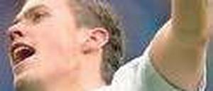 Vor dem Abflug. Max Kruse geht wohl zu Freiburgs heutigem Gegner Gladbach. Foto: dpa