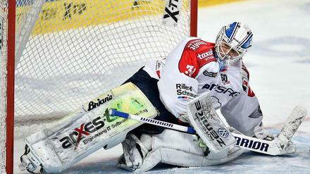 Scheibenfischer. Petri Vehanen hat in dieser Saison 41 Spiele absolviert, viermal blieb er dabei ohne Gegentor.