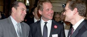 Berlins Regierender Bürgermeister Michael Müller (SPD, rechts) begrüßt Stephan Abel (Vize-Präsident DOSB, links) und Eric Schweitzer (Präsident der Industrie- und Handelskammer zu Berlin, Mitte)