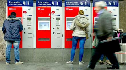 Gratis unterwegs. Das Angebot der Bahn gilt für Fahrten von Berlin in Richtung Hamburg und zurück und ist auf die nächsten drei Wochen beschränkt.