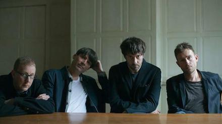 Dave Rowntree, Alex James, Graham Coxon, Damon Albarn sind Blur.