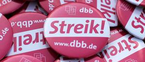 Der Deutsche Beamtenbund hatte am Donnerstag zu einem ersten Warnstreik aufgerufen.