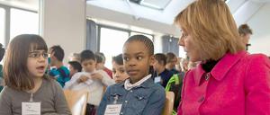 Daniela Schadt beim Vorlesen in der Wedding-Grundschule.
