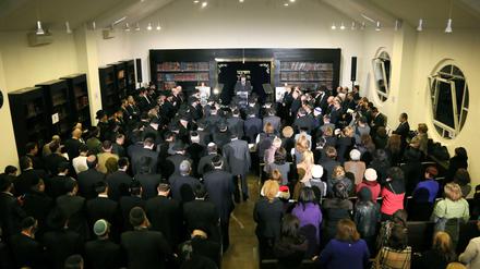 Mehr als zehntausend Mitglieder zählt die jüdische Gemeinde in Berlin. Viele von ihnen fühlen sich stärker bedroht. Hier ein Bild aus der Beth-Zion-Synagoge.