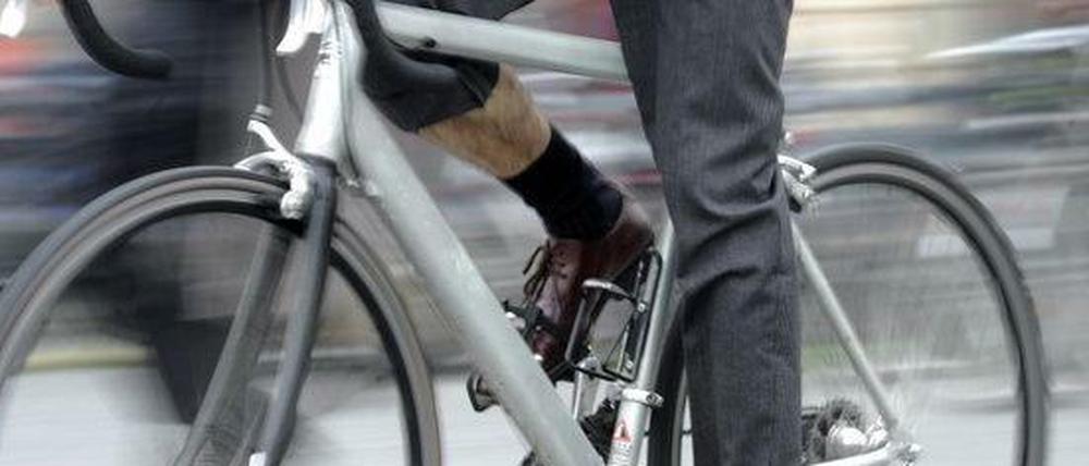 Das geht schnell: Alkohol auf dem Fahrrad ist ein Delikt, das schwerwiegende Folgen haben kann. 