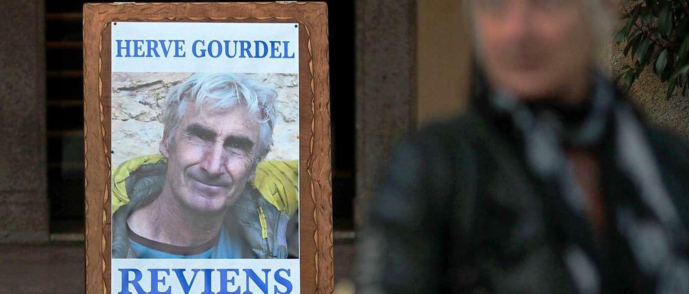 Vergeblich Hoffnung. Auf einem Schild vor einem Rathaus in Saint-Martin-Vesubie im Südosten Frankreich heißt es "Hervé Gourdel, komm zurück".