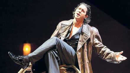 Und Tschüss. Don Giovanni (Ildebrando D'Arcangelo) ist abreisefertig – ebenso wie Intendant Alexander Pereira