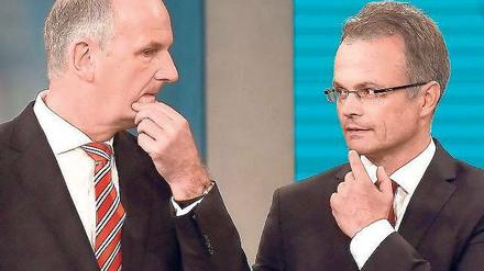 Ministerpräsident Dietmar Woidke (links) und der CDU-Spitzenkandidaten Michael Schierack.