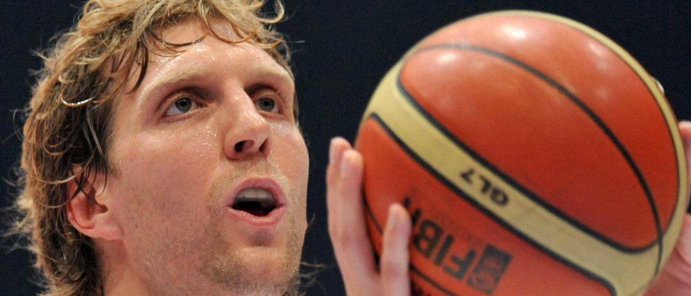 Ein Mann, ein Ball, ein Film: Dirk Nowitzki.