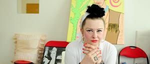 It-Girl forever. Tabea Blumenschein in ihrer Marzahner Wohnung.
