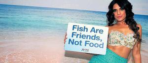 Peta provoziert seit Jahren mit aufsehenerregenden Aktionen gegen Pelze, aber auch gegen Lederwaren, Fleisch- und Fischkonsum. 