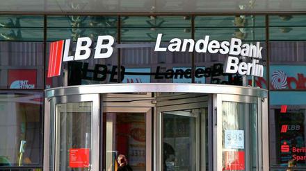Aus der Landesbank wird eine Großsparkasse.