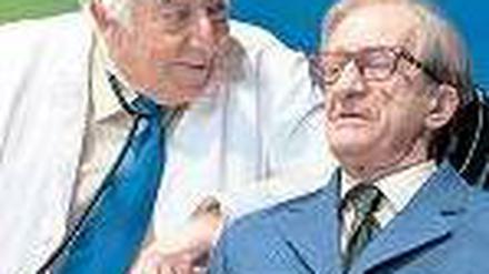 Furiose Knallchargen. Dieter Hallervorden und Philipp Sonntag.