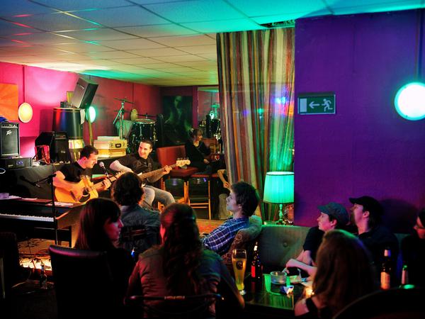 Gäste der Jam Session im Kiki Sol 